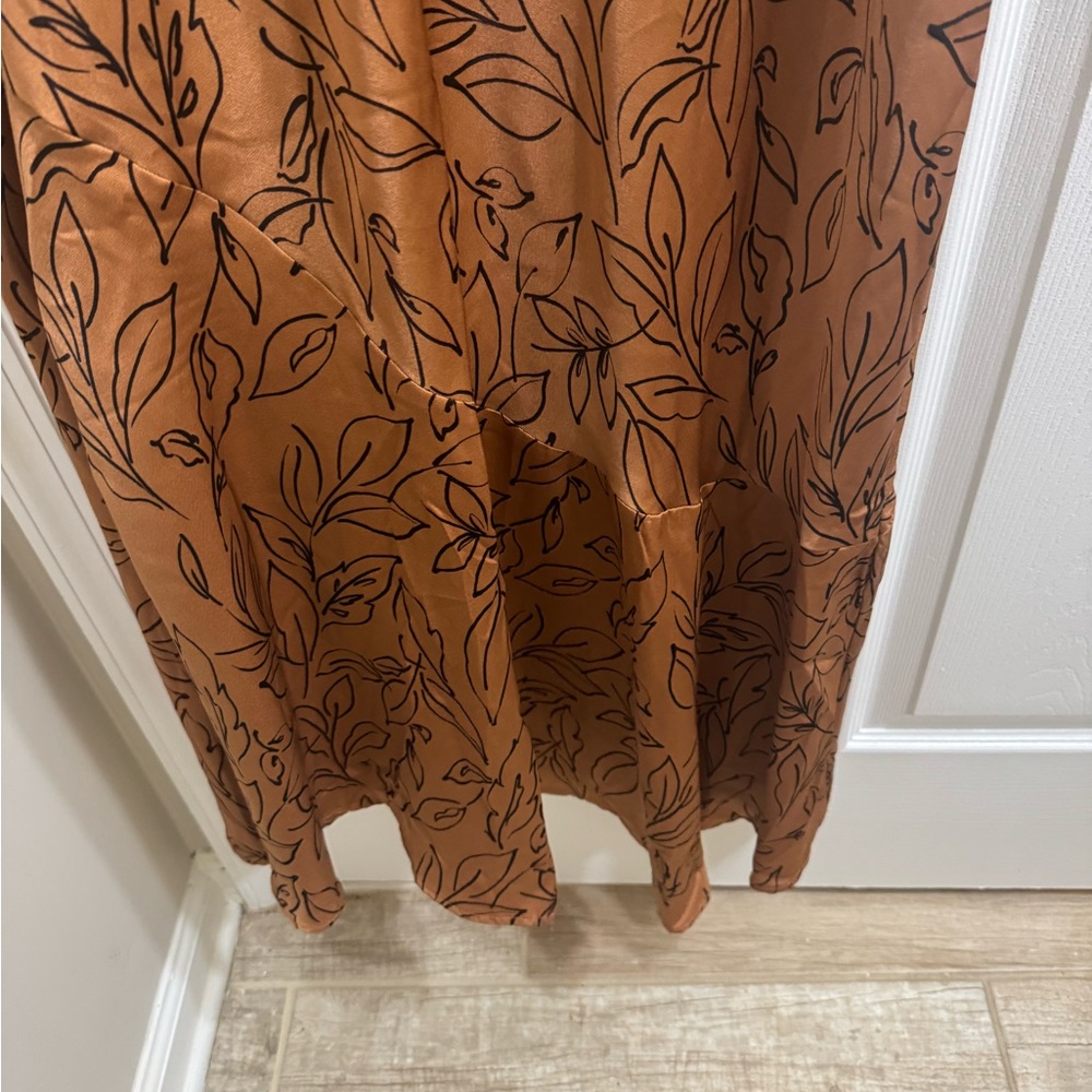 Blu Pepper Floral Print Brown Midi Dress NWT - Picture 8 of 10